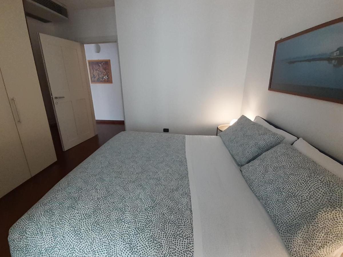 Olimpia Apartment City Center Salerno Exterior foto